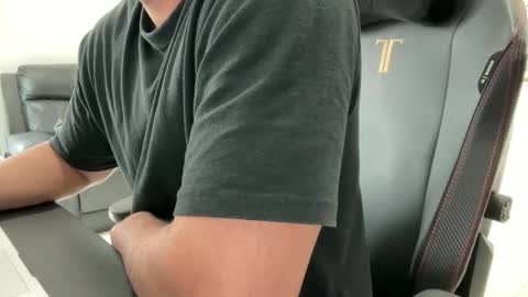 Weapon X online show from April 20, 2026, 11:06 pm