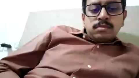 sexyguy online show from July 20, 2026, 8:39 am