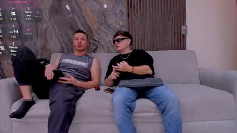 Snapshot of web_gammer_ chatting on September 9, 2025, 8:19 pm Jhonny Dick his neighbors. online show from September 9, 2025, 8:19 pm