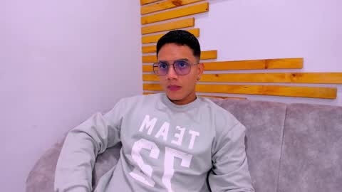 Snapshot of web_gammer_ chatting on September 30, 2025, 7:30 pm Jhonny Dick his neighbors. online show from September 30, 2025, 7:30 pm