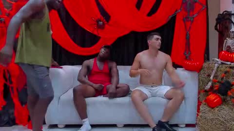 Snapshot of web_gammer_ chatting on October 27, 2025, 7:18 pm Jhonny Dick his neighbors. online show from October 27, 2025, 7:18 pm