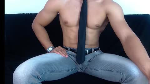 Snapshot of webcamjl chatting on December 3, 2025, 9:02 pm Balruk online show from December 3, 2025, 9:02 pm