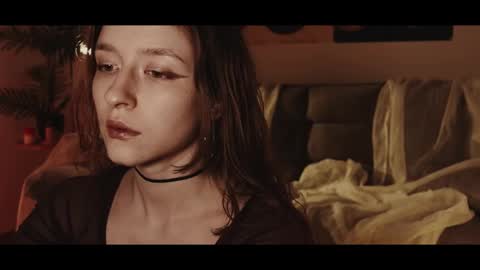 Coraline online show from December 23, 2024, 6:27 pm