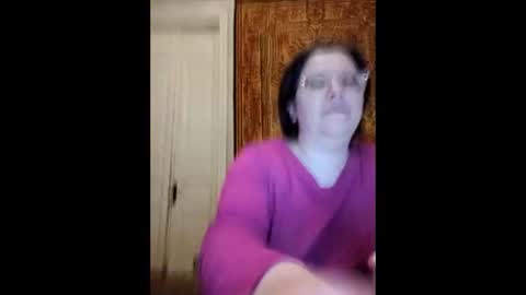 Marina online show from April 21, 2026, 9:17 pm