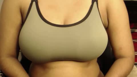 mina online show from October 25, 2025, 12:07 am