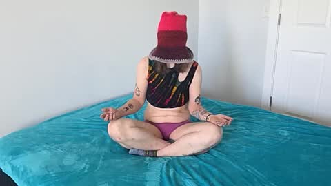 wecum2getdown online show from May 10, 2026, 2:22 pm