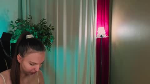 Snapshot of wednesday_evans chatting on February 5, 2026, 5:23 am wednesday_evans online show from February 5, 2026, 5:23 am