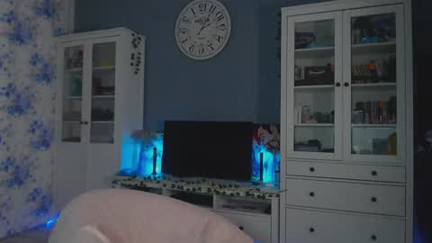  moon  online show from January 23, 2025, 12:09 pm