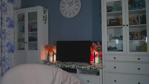  moon  online show from January 31, 2025, 11:56 am