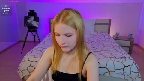 Snapshot of wekittycluby chatting on May 31, 2026, 9:27 am kite and joe3 online show from May 31, 2026, 9:27 am