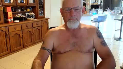 Snapshot of wellhelloo chatting on April 30, 2026, 6:20 am Wellhelloo online show from April 30, 2026, 6:20 am