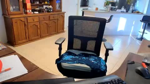 Snapshot of wellhelloo chatting on May 21, 2026, 5:47 am Wellhelloo online show from May 21, 2026, 5:47 am