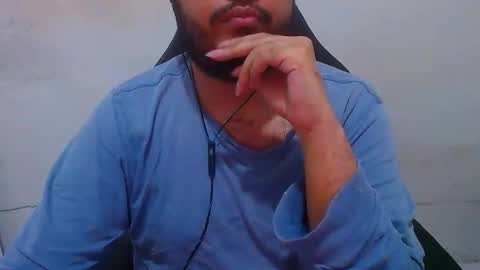 wellingtont online show from November 28, 2025, 2:47 am