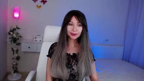 Wendi Foster online show from December 15, 2025, 7:07 pm