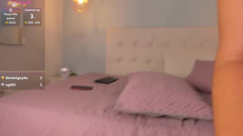 Wendolyn online show from October 2, 2025, 2:35 pm