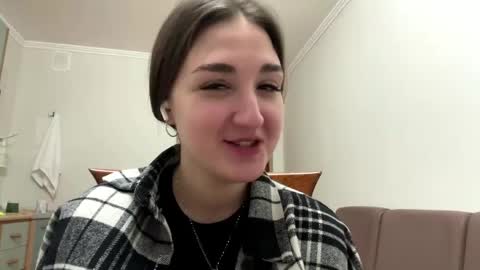 Anna online show from April 14, 2026, 4:13 pm