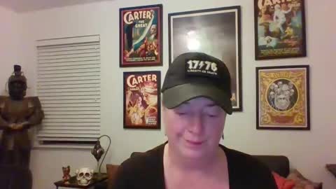 WendyCU online show from April 21, 2026, 4:41 am