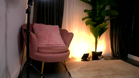 Wendy online show from April 18, 2026, 9:15 pm