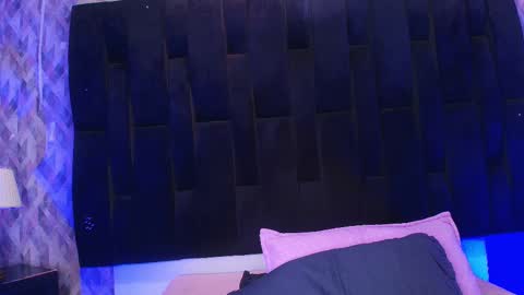 WEN SHENG online show from September 29, 2025, 7:19 pm