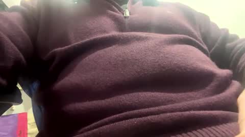 wes40960 online show from February 10, 2025, 11:55 pm