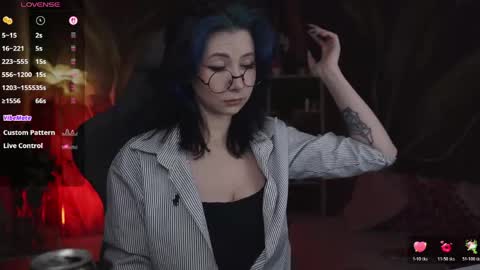 little girl who is always rightLisa online show from April 21, 2026, 1:29 am