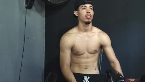 wesley_77 online show from March 3, 2026, 6:36 pm