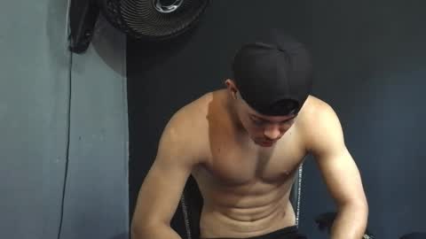 wesley_77 online show from March 7, 2026, 4:26 pm