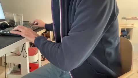 wet_adidasboy online show from September 29, 2025, 6:18 am