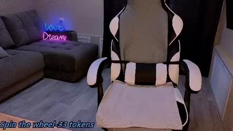 Snapshot of wet_dream__ chatting on July 27, 2026, 10:55 am Molly online show from July 27, 2026, 10:55 am