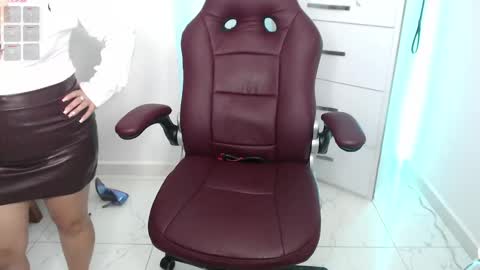 Diva online show from February 21, 2025, 9:32 pm