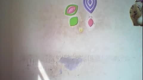 Bella online show from October 28, 2025, 8:29 am