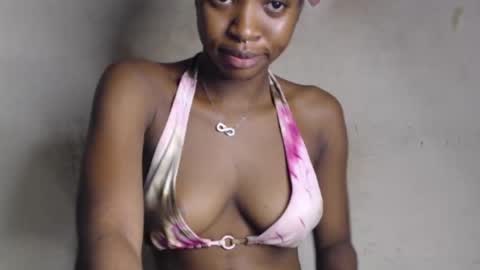Bella online show from June 8, 2026, 7:47 pm