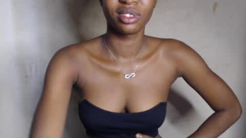 Bella online show from June 14, 2026, 9:44 am