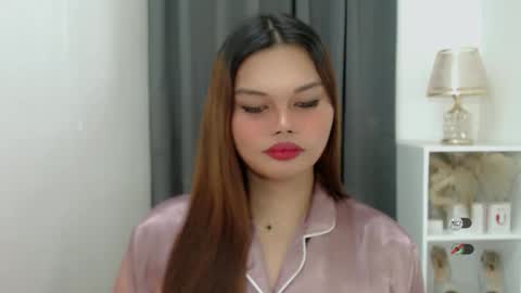 wet_velvet_xo online show from February 14, 2026, 10:50 pm