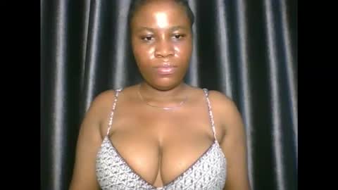 Snapshot of wetfatpussy_ chatting on October 14, 2025, 9:37 pm wetfatpussy_ online show from October 14, 2025, 9:37 pm