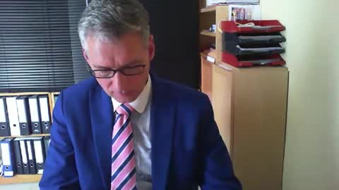 Snapshot of wetsuitedman chatting on May 26, 2026, 2:24 pm Franz online show from May 26, 2026, 2:24 pm