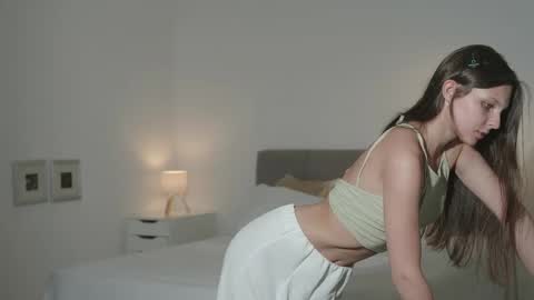 Naomi online show from June 7, 2026, 9:29 pm