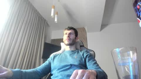 Michael online show from December 19, 2025, 4:47 pm