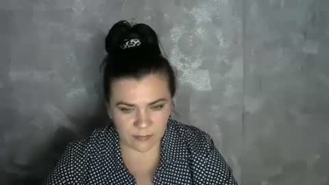 Snapshot of white__queen_ chatting on June 9, 2026, 8:15 am white__queen_ online show from June 9, 2026, 8:15 am