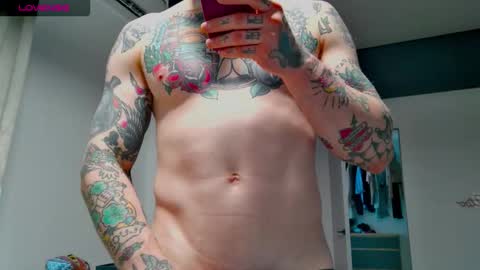 Max online show from October 21, 2025, 12:17 pm