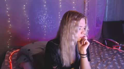 Melania and Mikey online show from March 1, 2026, 1:13 pm