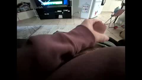 whiteboi9284 online show from September 16, 2025, 4:02 am