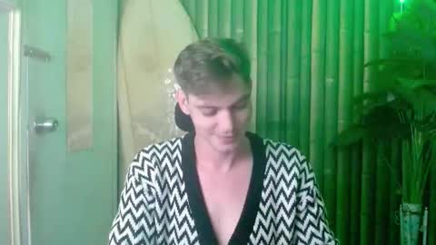 Christian online show from November 19, 2025, 11:54 am