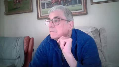 whitebriefs009 online show from April 6, 2026, 3:13 pm