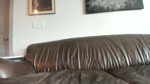 just  str8 stud nut  1000 online show from April 13, 2026, 4:12 pm