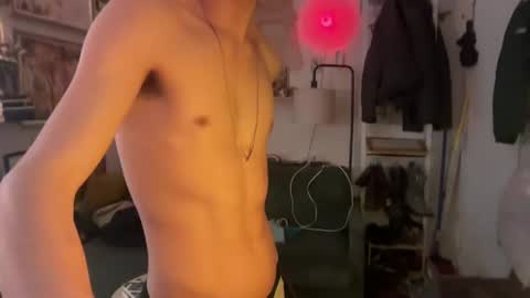 Snapshot of whitechocolate1000 chatting on February 4, 2026, 2:17 am Lalaman1000 online show from February 4, 2026, 2:17 am