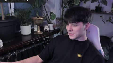 Gus online show from January 28, 2025, 9:19 pm