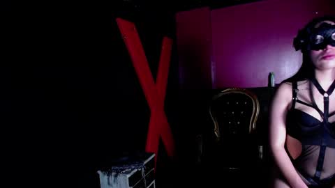 whitehott_ online show from April 19, 2026, 12:48 pm