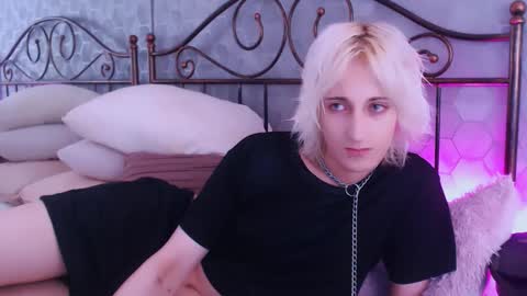 Snapshot of whitenyx chatting on September 21, 2025, 8:16 am Nyx online show from September 21, 2025, 8:16 am