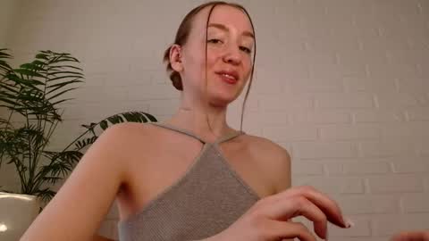 Snapshot of whiteprincessluna chatting on May 31, 2026, 1:07 pm You wont find me here on Saturdays and Sundays online show from May 31, 2026, 1:07 pm